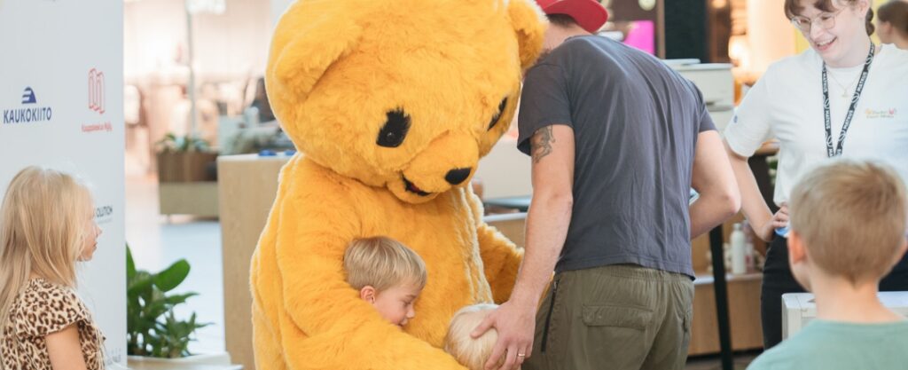 Pienten käsien tähden 6